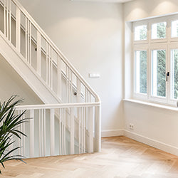 HOW-TO-LAY-LAMINATE-IN-A-HALLWAY