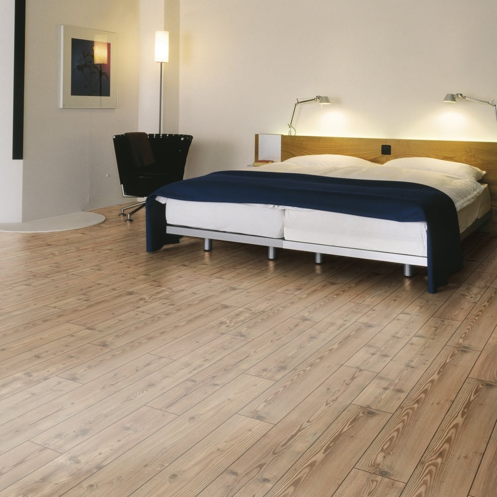 Natural Pine - Exquisite 8mm Laminate Flooring (54178)