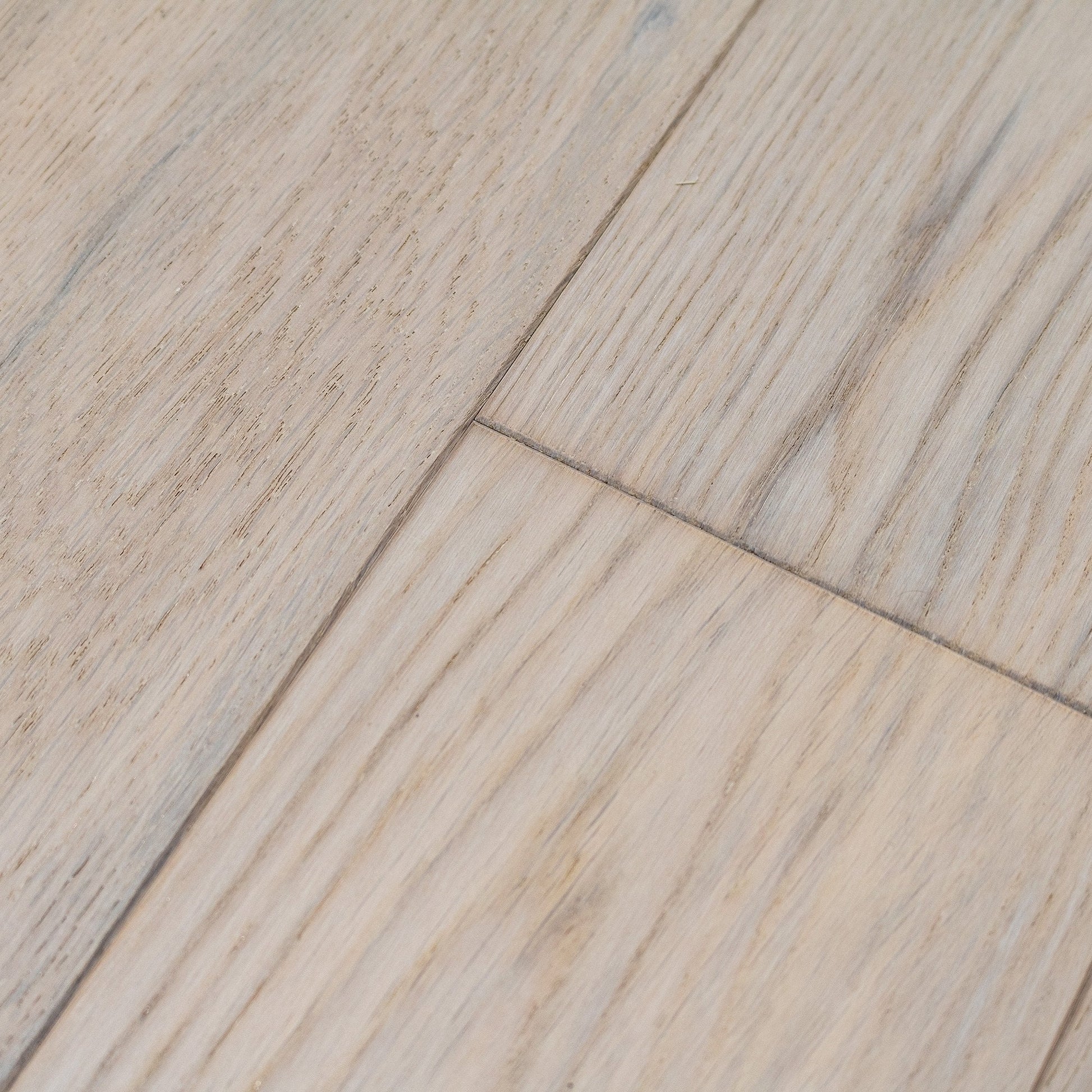 Ivory White Oak - Premier 14mm Matt UV lacquer Engineered Real Wood Flooring (68607)