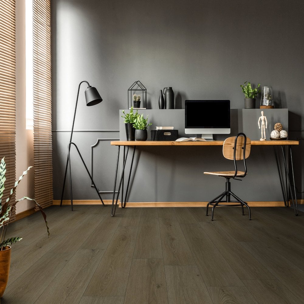 Golden Oak - Comfort Luxe 12mm Laminate Sample (SKU-343967)
