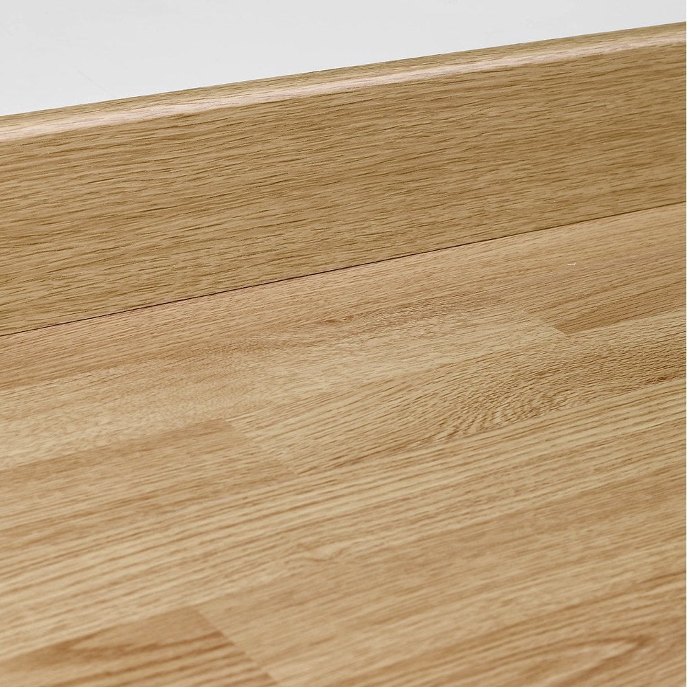 Light Oak - 2.4m Round Pencil Laminate Skirting Board (84901)
