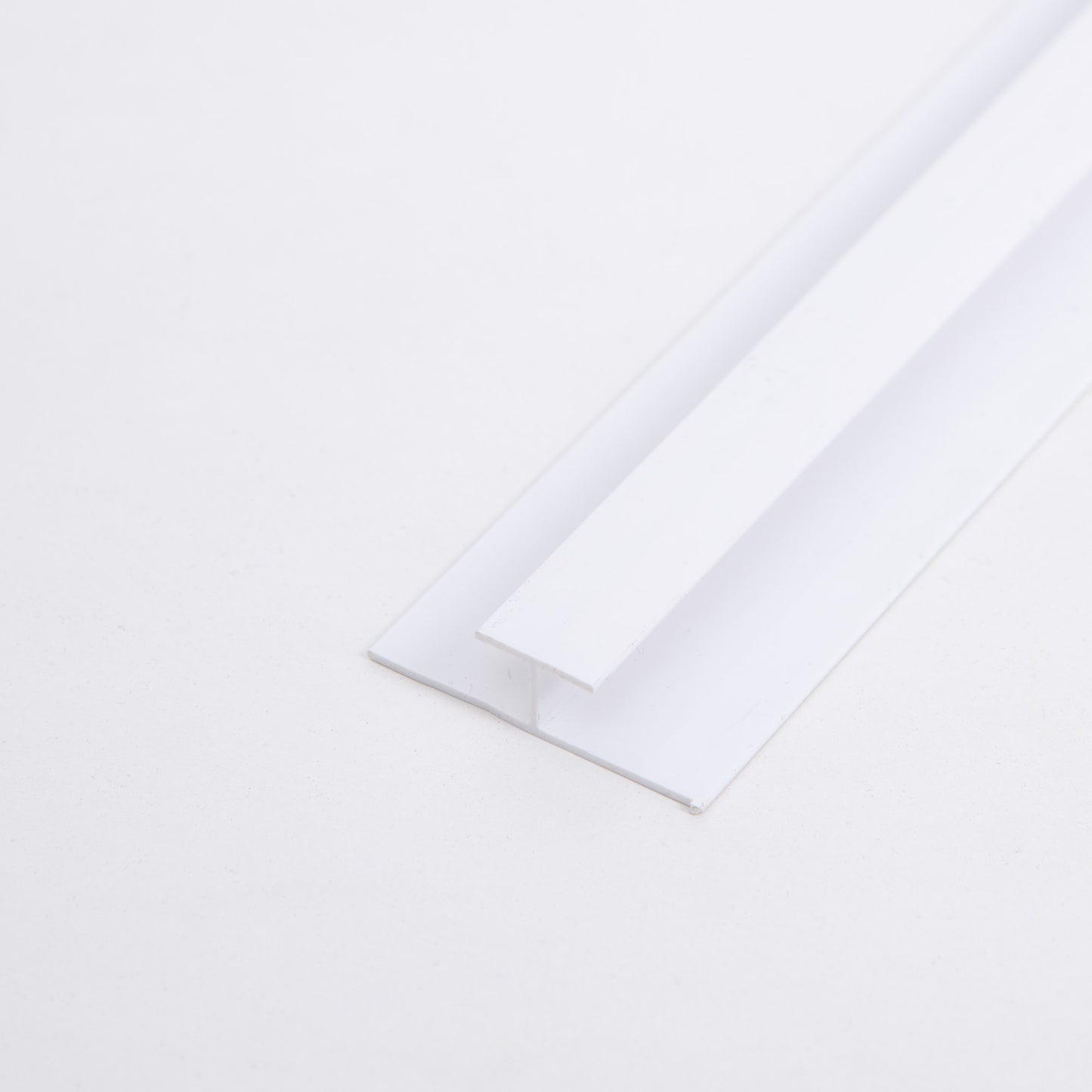 White - PVC Wall Panelling Join Trim (SPT-JOIN-WH)