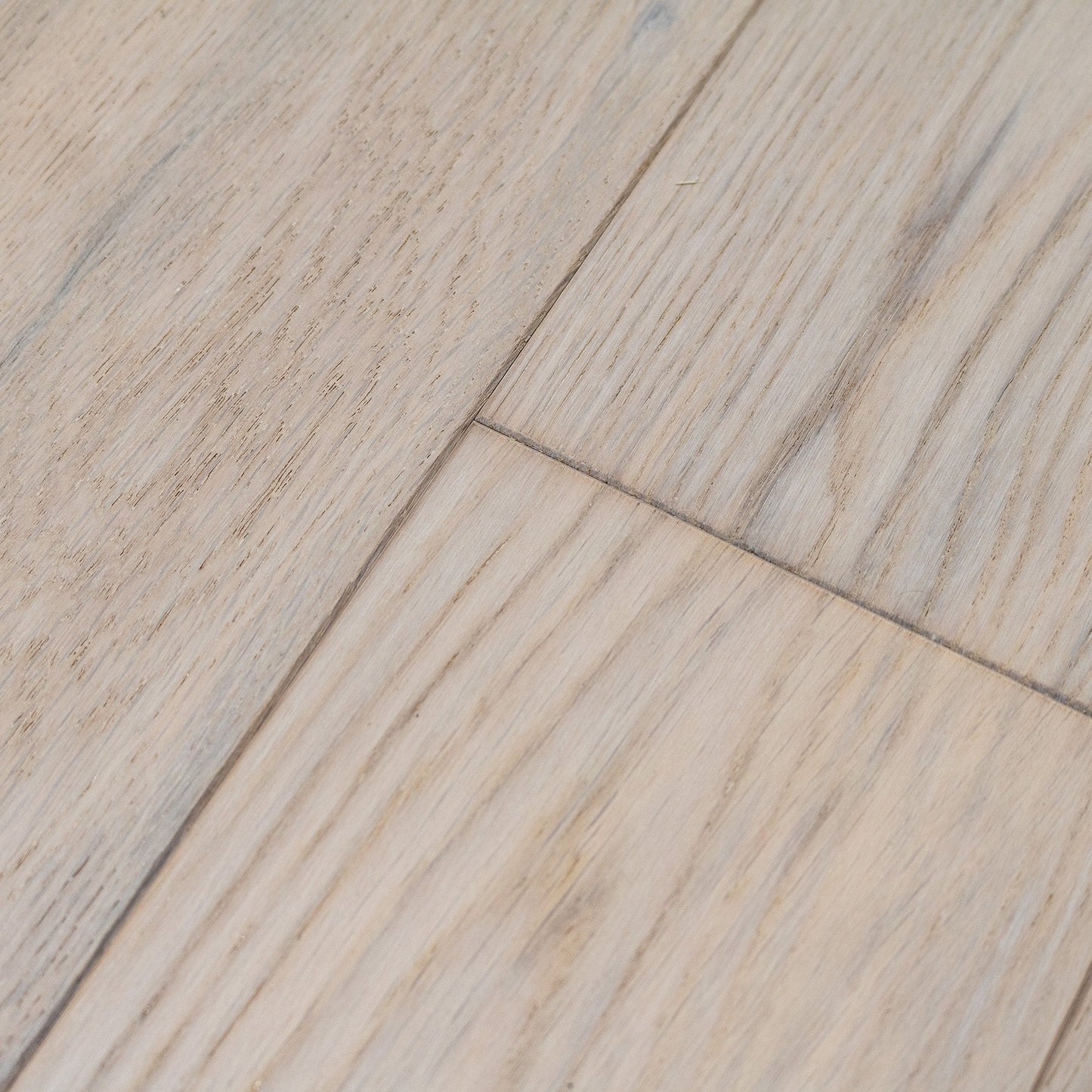 Ivory White Oak - Premier 14mm Matt UV lacquer Engineered Real Wood Flooring (68607)