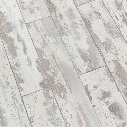 Bohome Distressed Oak - Synchro Water-resistant 8mm Laminate Flooring (84225)