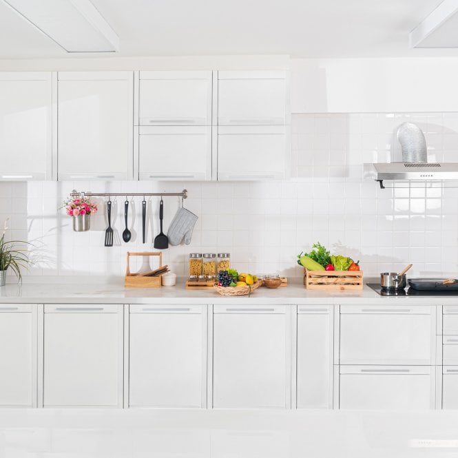 White Internal Painted Full-Shaker Wardrobe Cupboard Door (106423)