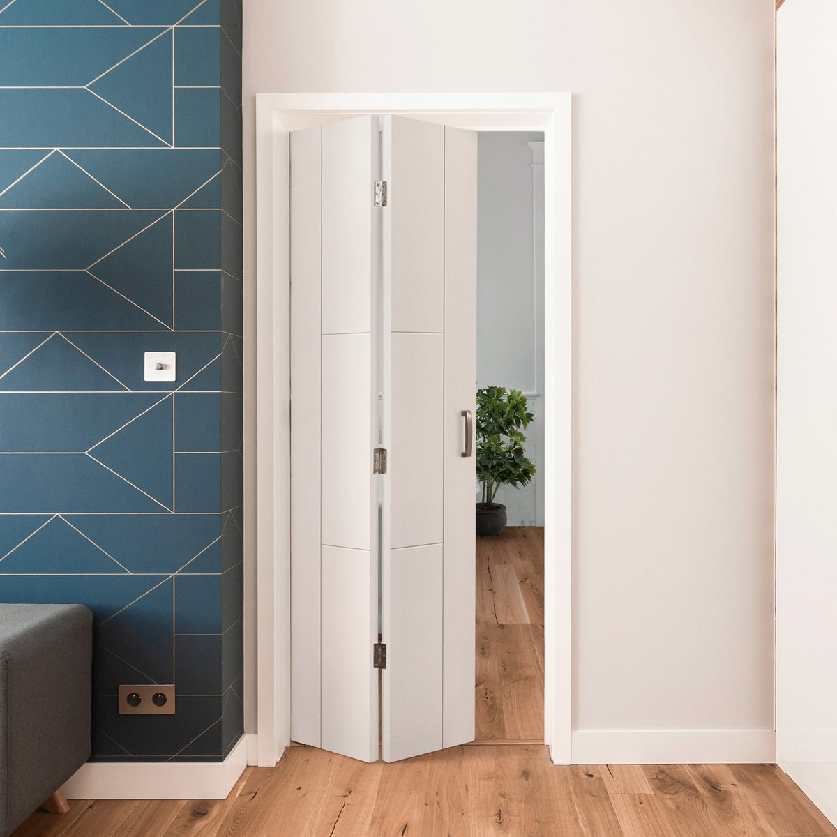 Internal Bi fold Primed Trent Door