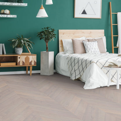 Pebble Grey - Chevron 15mm Brushed UV oil Engineered Real Wood Flooring (108328)