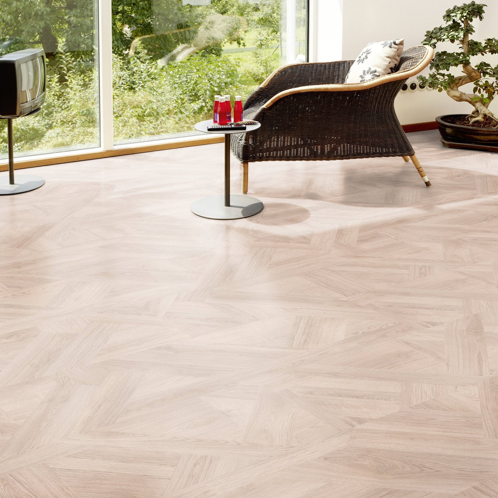 Elegant Bella - Aqua Pro Oak Milano Water-Resistant 8mm Laminate Flooring (121459)
