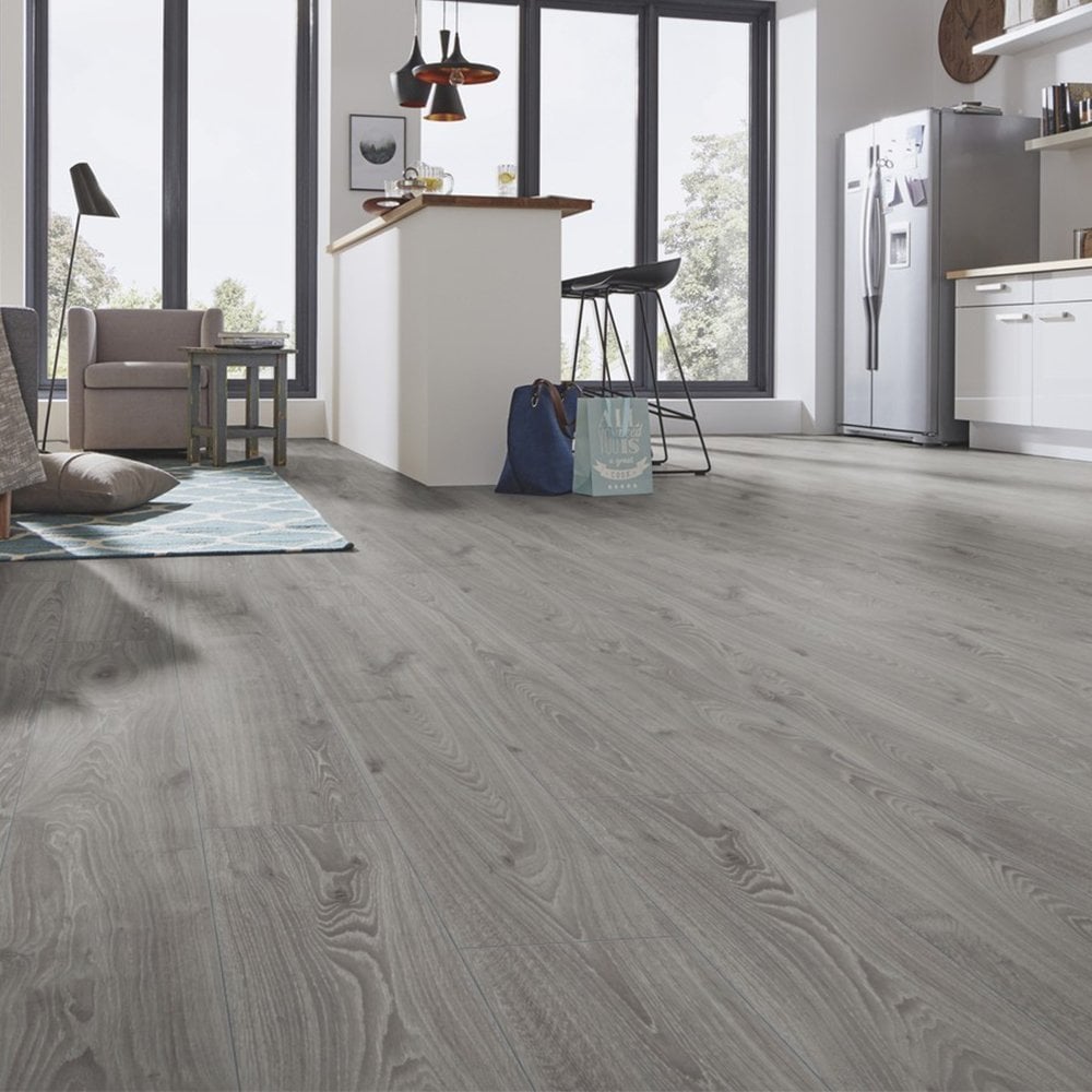 Timeless Oak Robusto Villa 12mm Waterproof Laminate Flooring