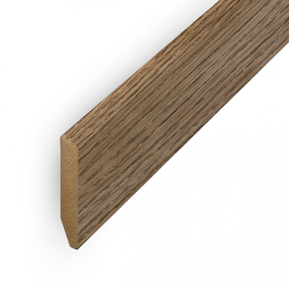 Medium Oak 2.4m Round Pencil Laminate Skirting Board