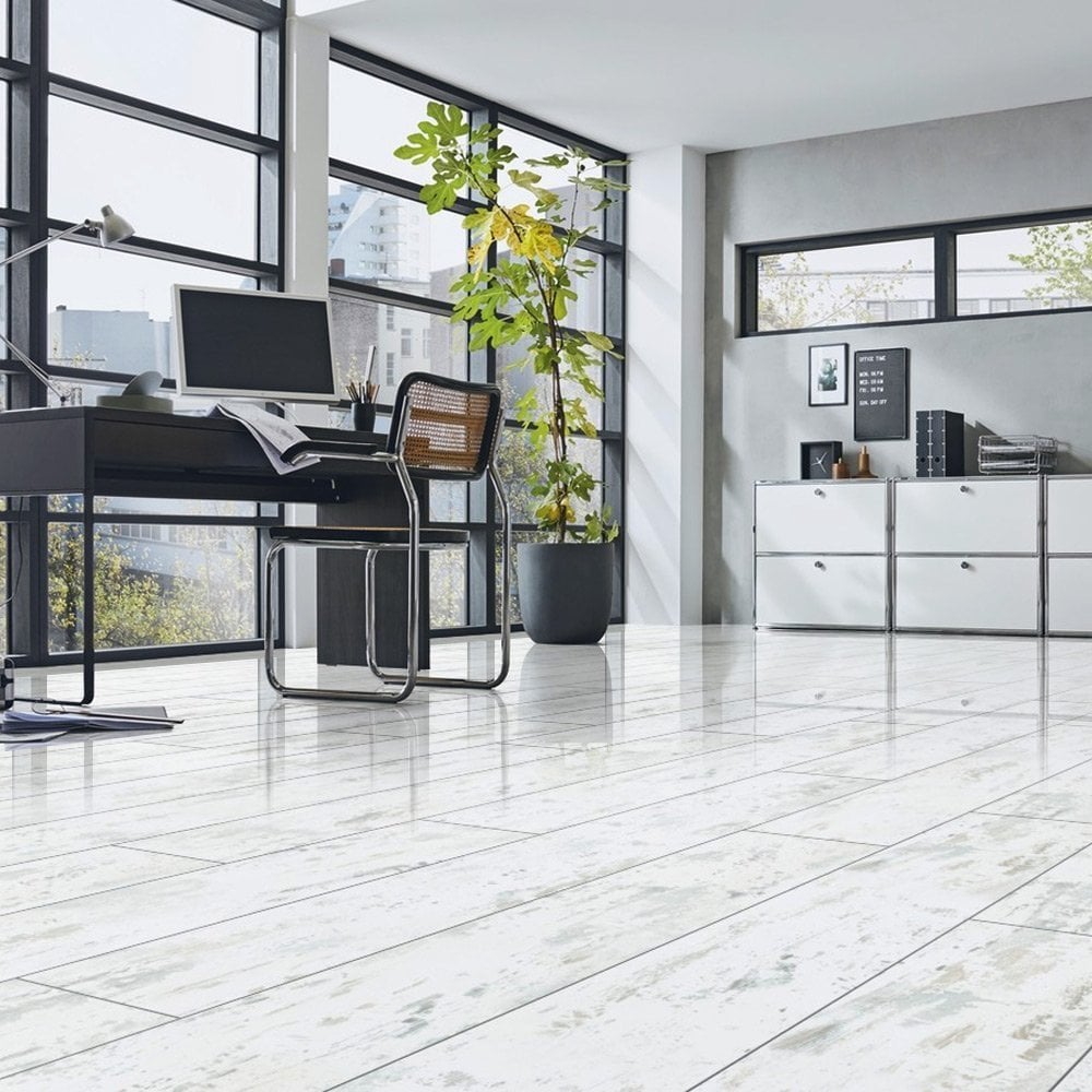 Antique White Lustre 8mm High Gloss Laminate