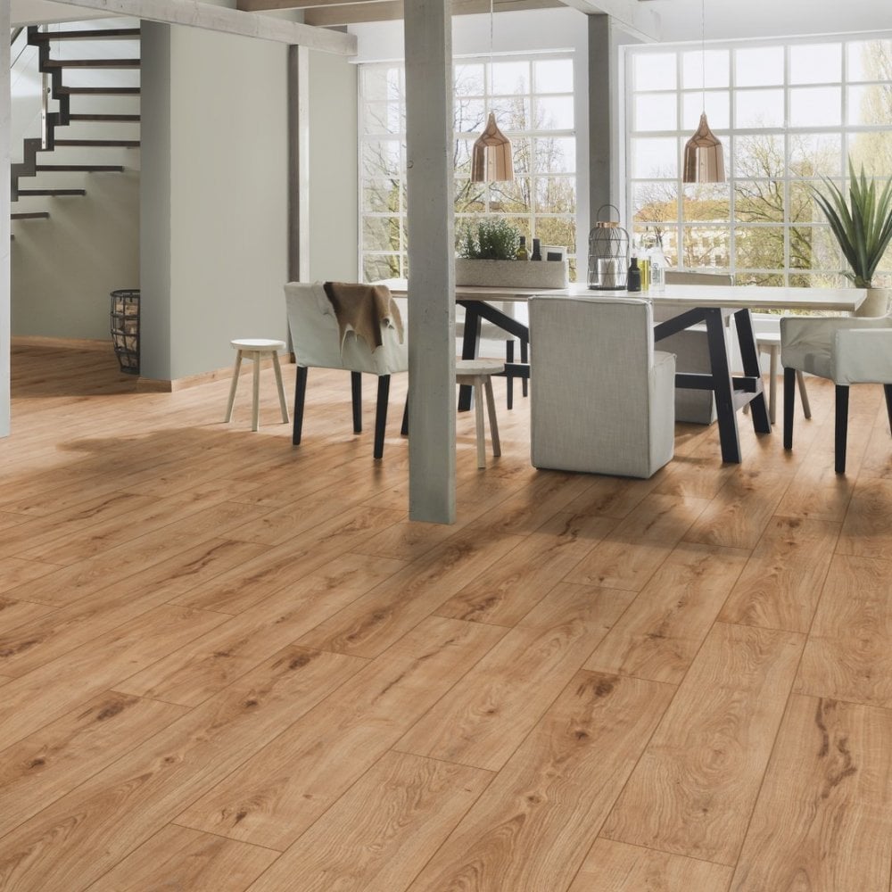 Gondola Oak - Supernatural Classic 8mm Embossed Laminate Flooring (108465)