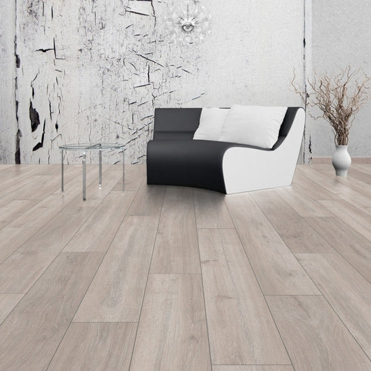 Krono Original | Rockford Oak Eurohome Vario+ 12mm Laminate Sample - 5946 (SKU-344670)