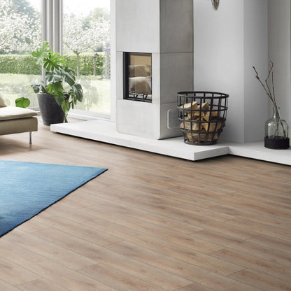 Clearwater Oak - Supernatural Classic 8mm Embossed Laminate Flooring (122560)