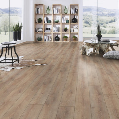 Clearwater Oak - Supernatural Classic 8mm Embossed Laminate Flooring (122560)