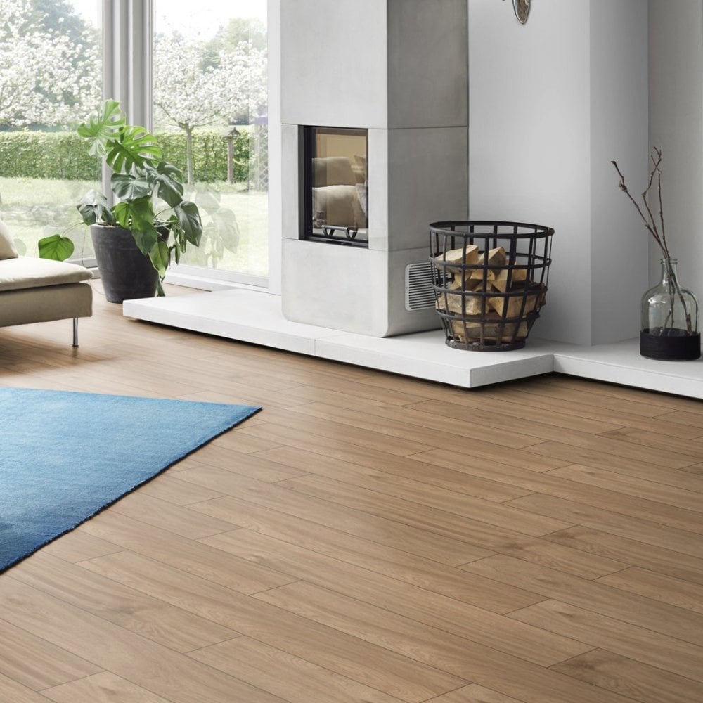 Credenza Oak - Supernatural Classic 8mm Embossed Laminate Flooring (122561)