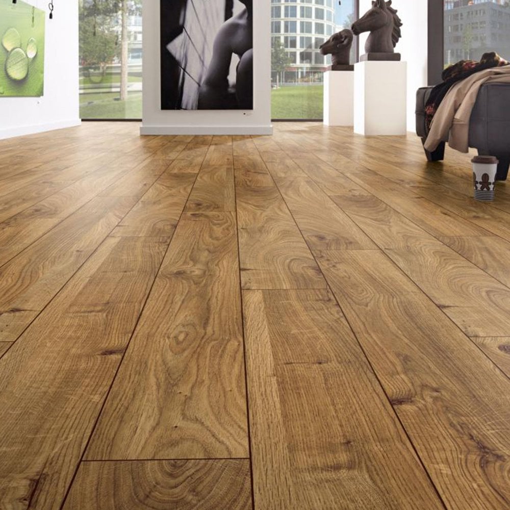 Kronotex | Everest Oak Bronze - Mammut Long Plank 12mm Laminate Sample - D3077 (SKU-344547)