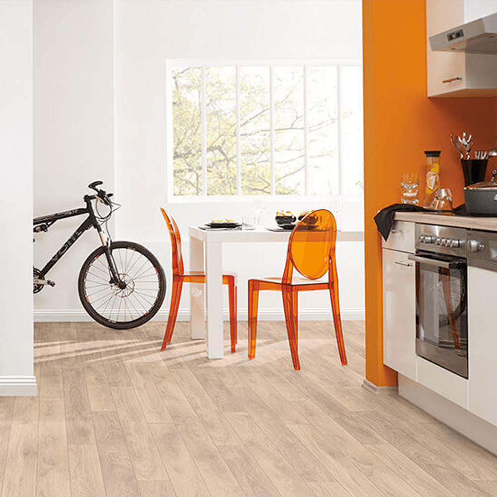 Blonde Oak - Supernatural Classic 8mm Laminate Flooring (344920)