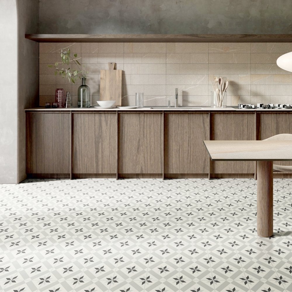 Art Tile - Retro Water-resistant 8mm Laminate Flooring (122533)