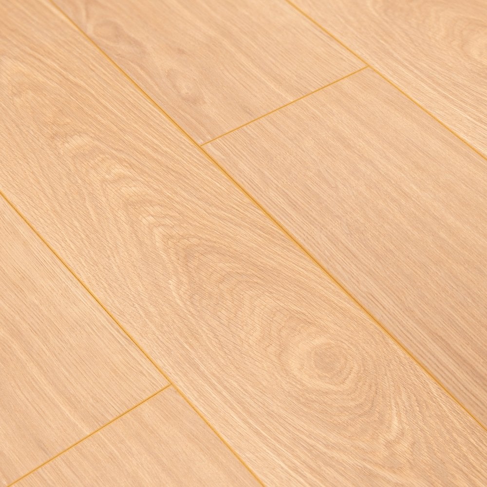 Waveless Nature Oak - Exquisite 8mm Laminate Flooring (54183)