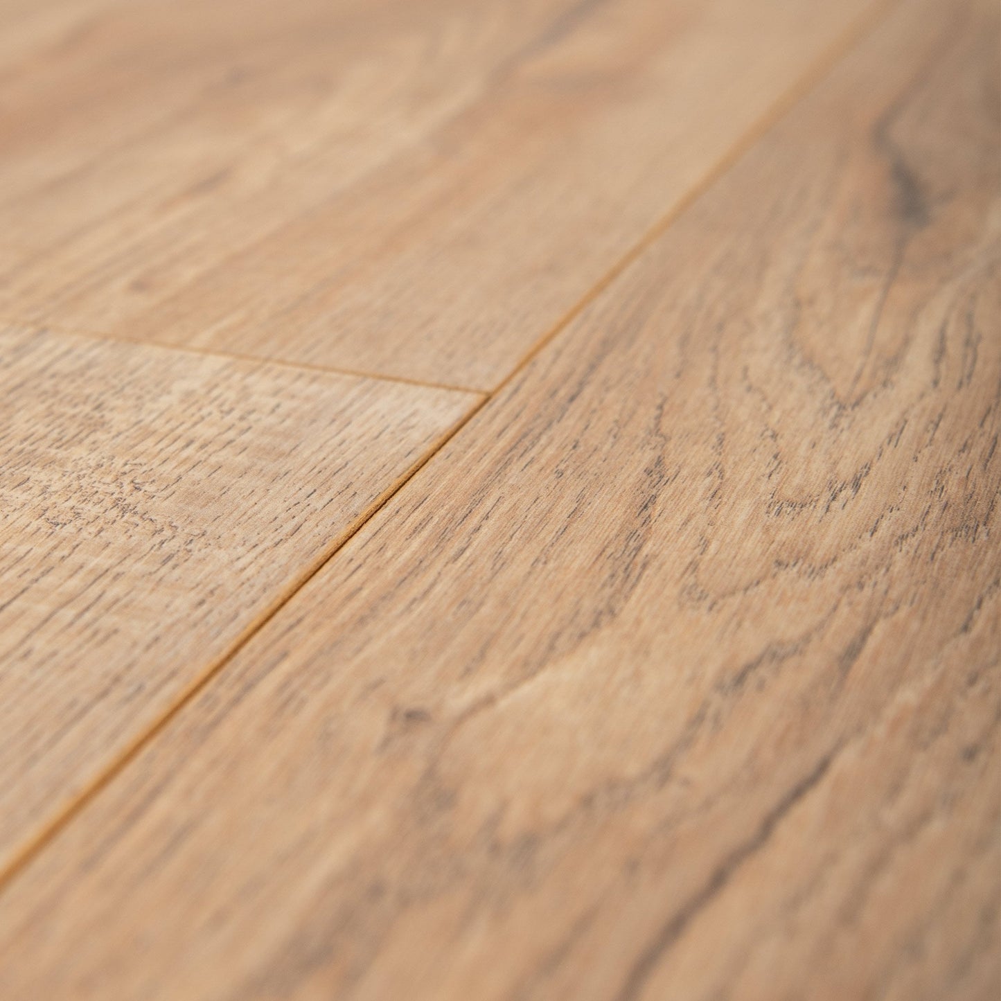 Montmelo Nature Oak - Exquisite Plus 8mm Laminate Flooring (54197)
