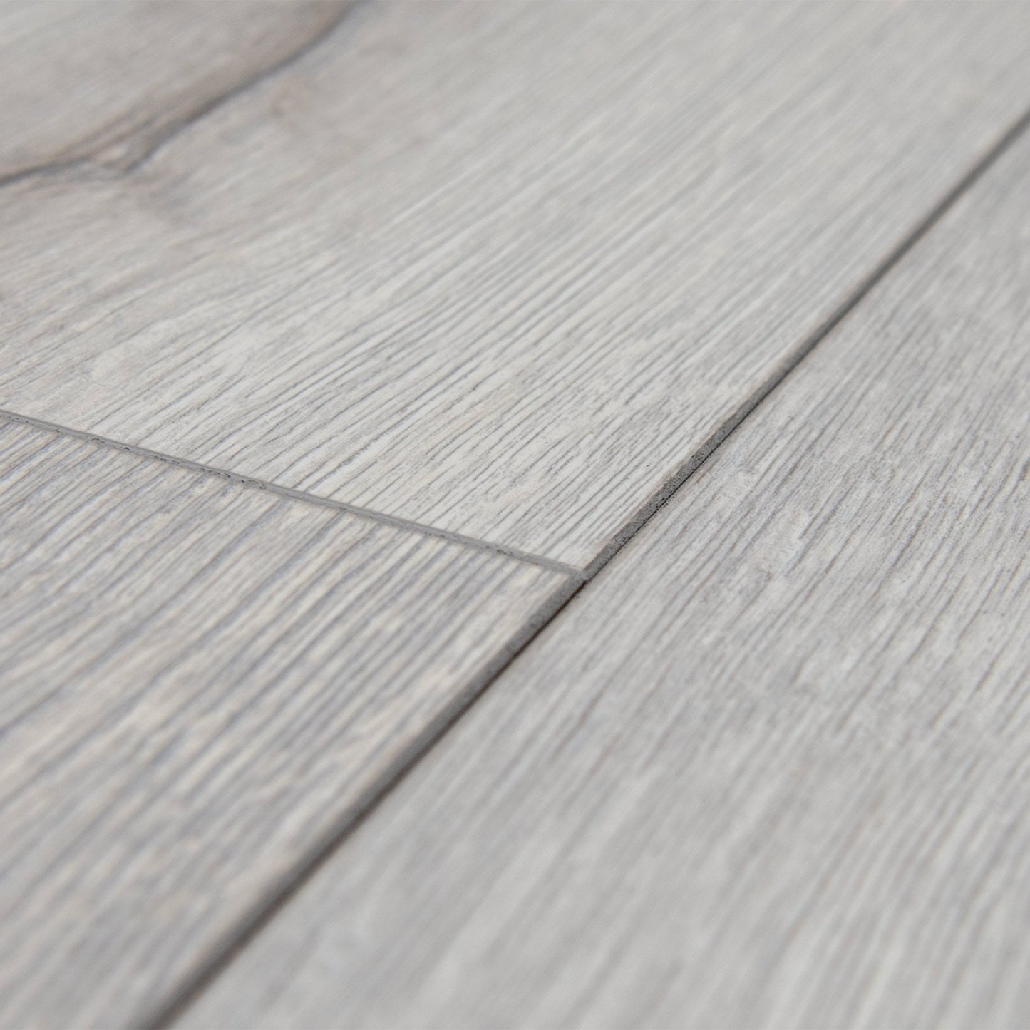 Rip Oak White - Robusto Villa 12mm Laminate Flooring (85189)