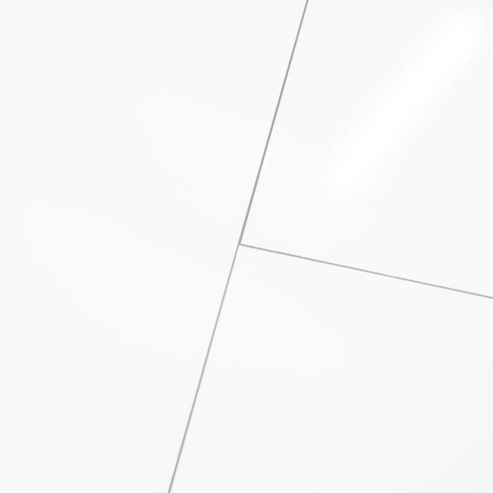 White - Lustre Stone 8mm High Gloss Laminate Flooring (90000)