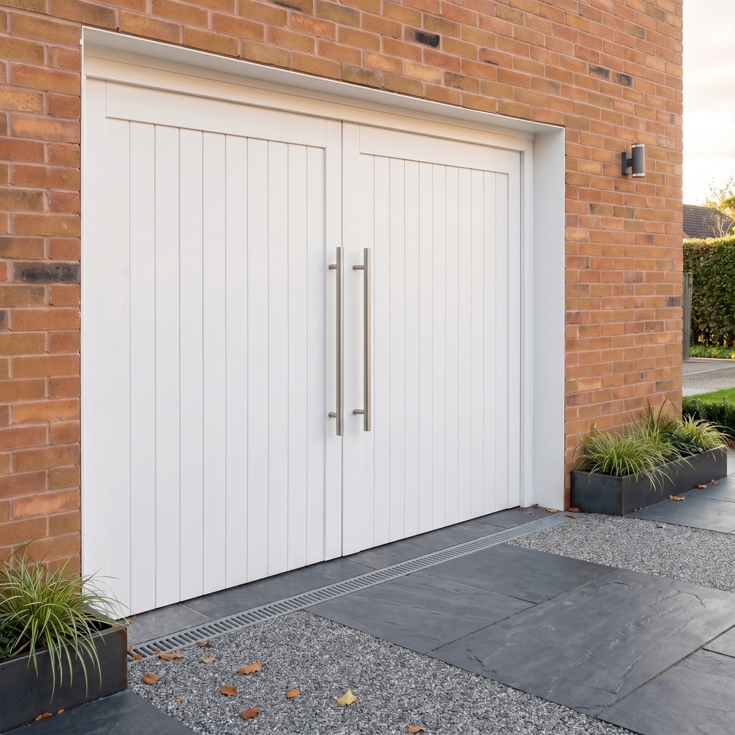External White Painted Composite Solid Garage Door (121044)