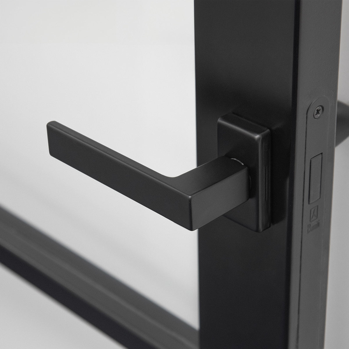 Studio Industrial Slim Square Lever on Backplate Handle Pack