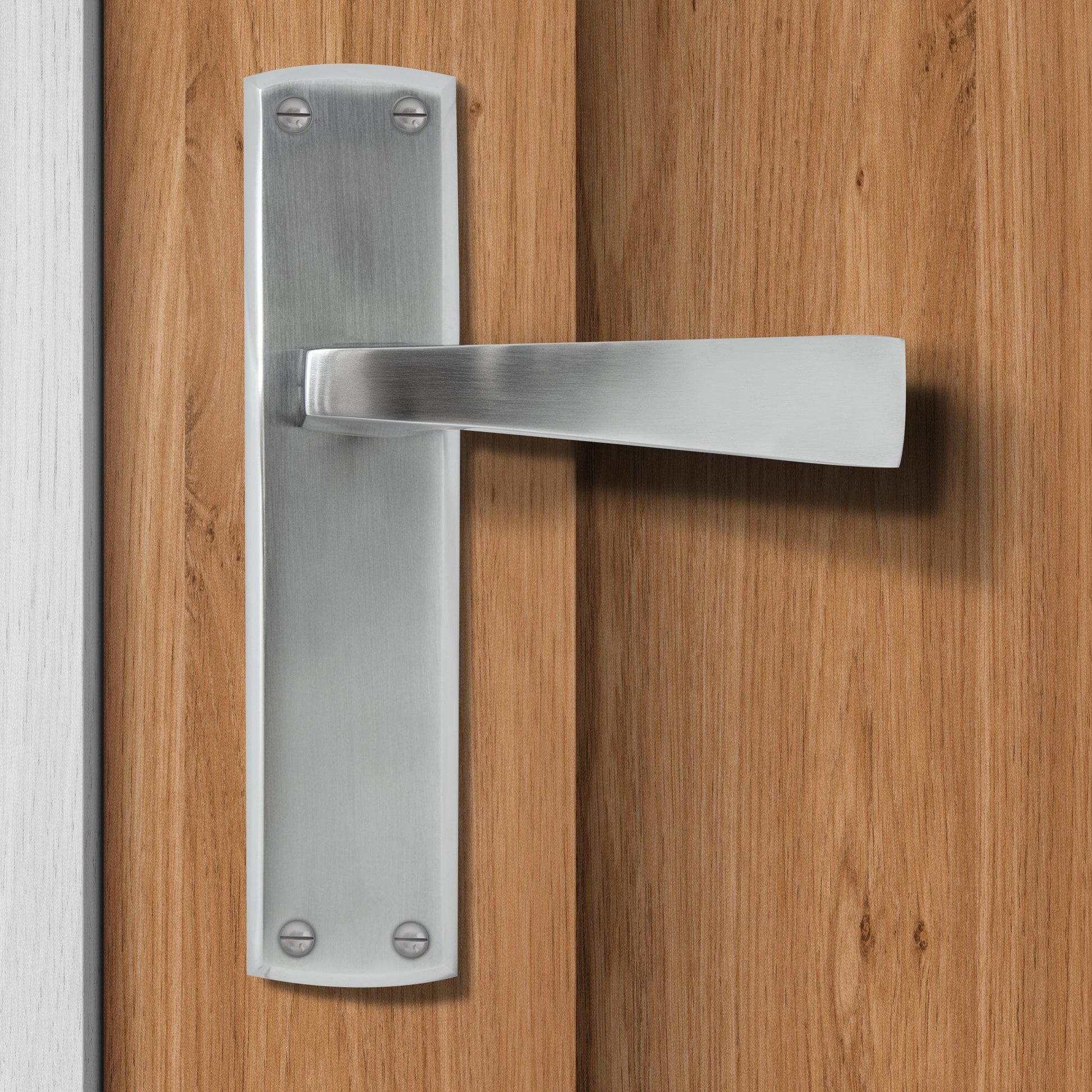 Ritz Lever on Backplate Door Handle Set - Polished Chrome / Satin Chrome