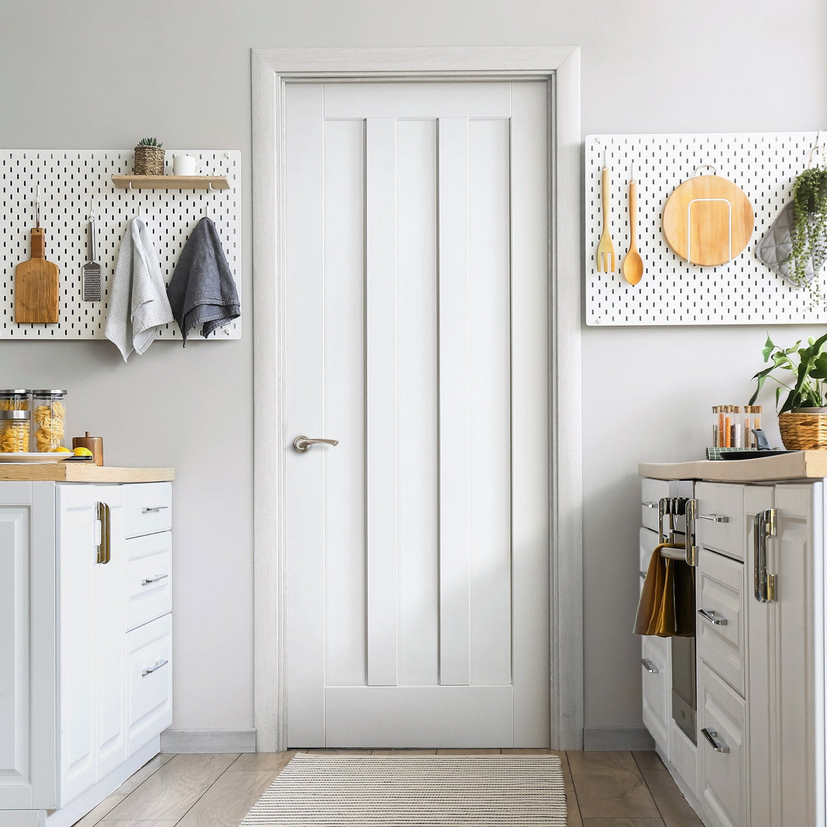 White Internal Primed Ashton 3 Panel Door (51872)