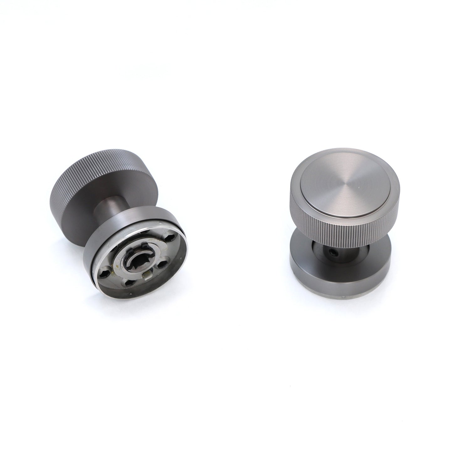 Fluted Round Rose Door Knob Set - Gun Metal