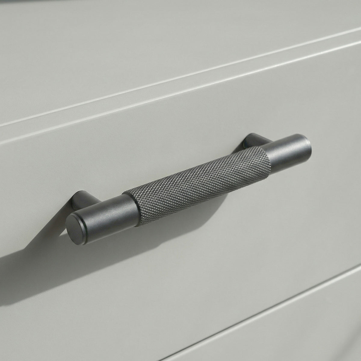 Knurled Small Round T-Bar Pull Handle - Gun Metal