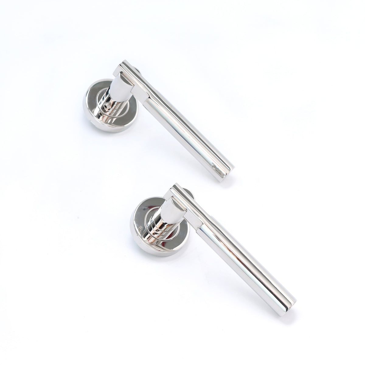 Superior Titan Lever on Round Rose Handle Set - Polished Stainless Steel