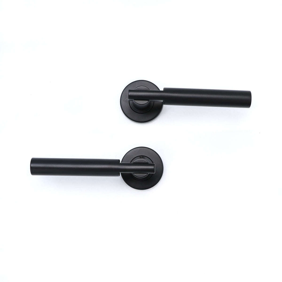 Superior Titan Lever on Round Rose Handle Set - Matt Black