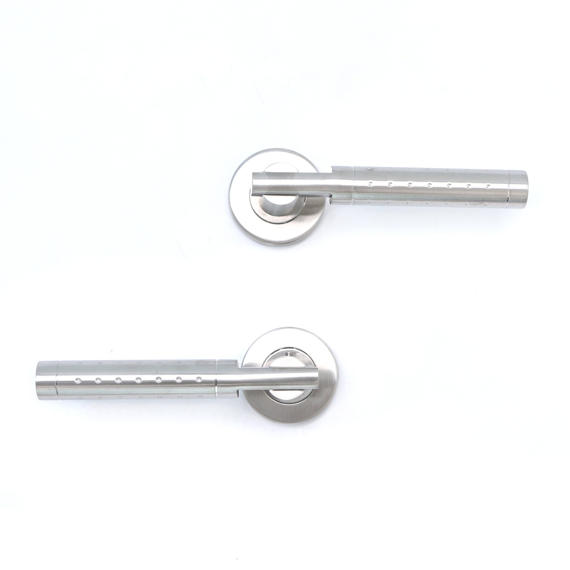 Superior Proxima Lever on Round Rose Handle Set - Satin Stainless Steel