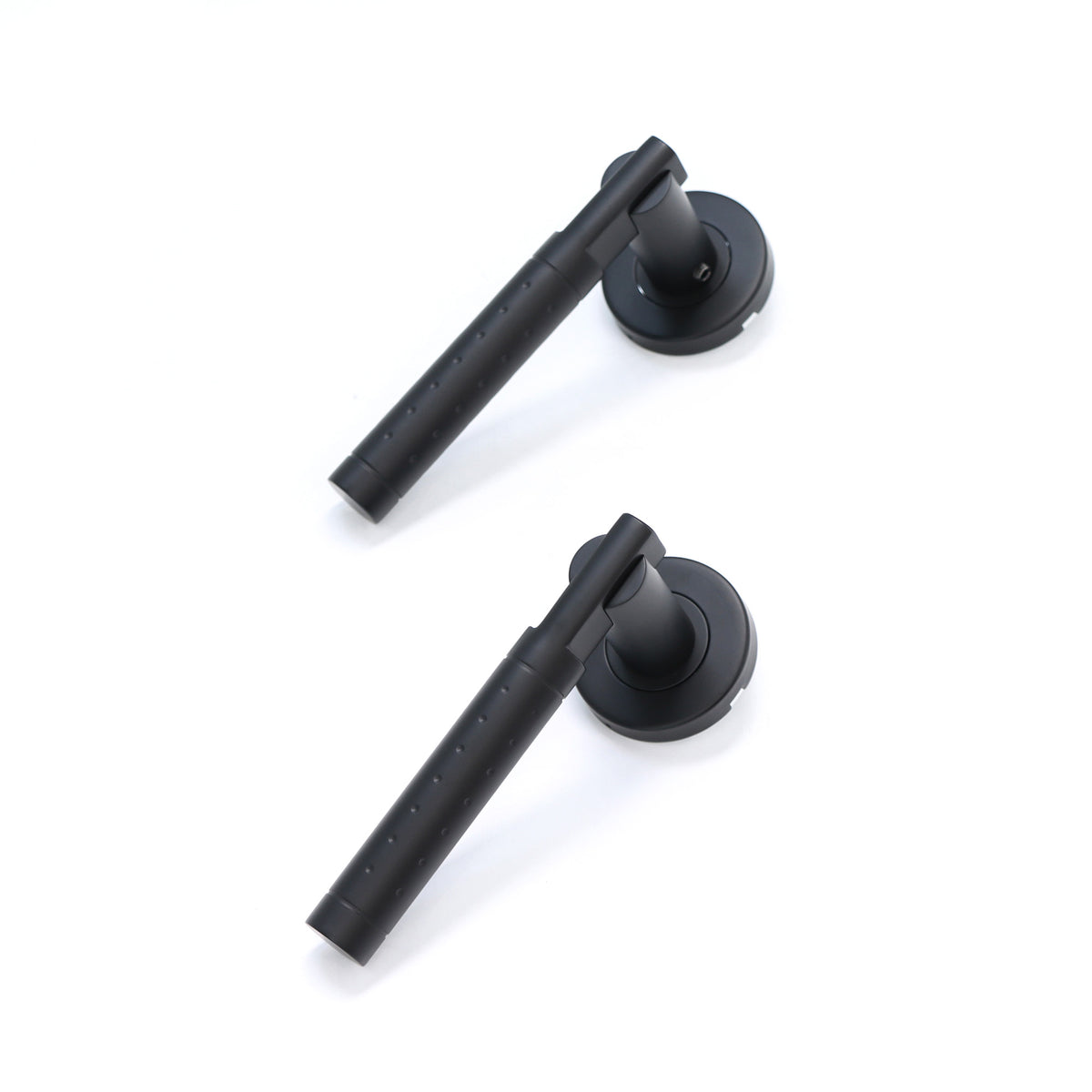 Superior Proxima Lever on Round Rose Handle Set - Matt Black