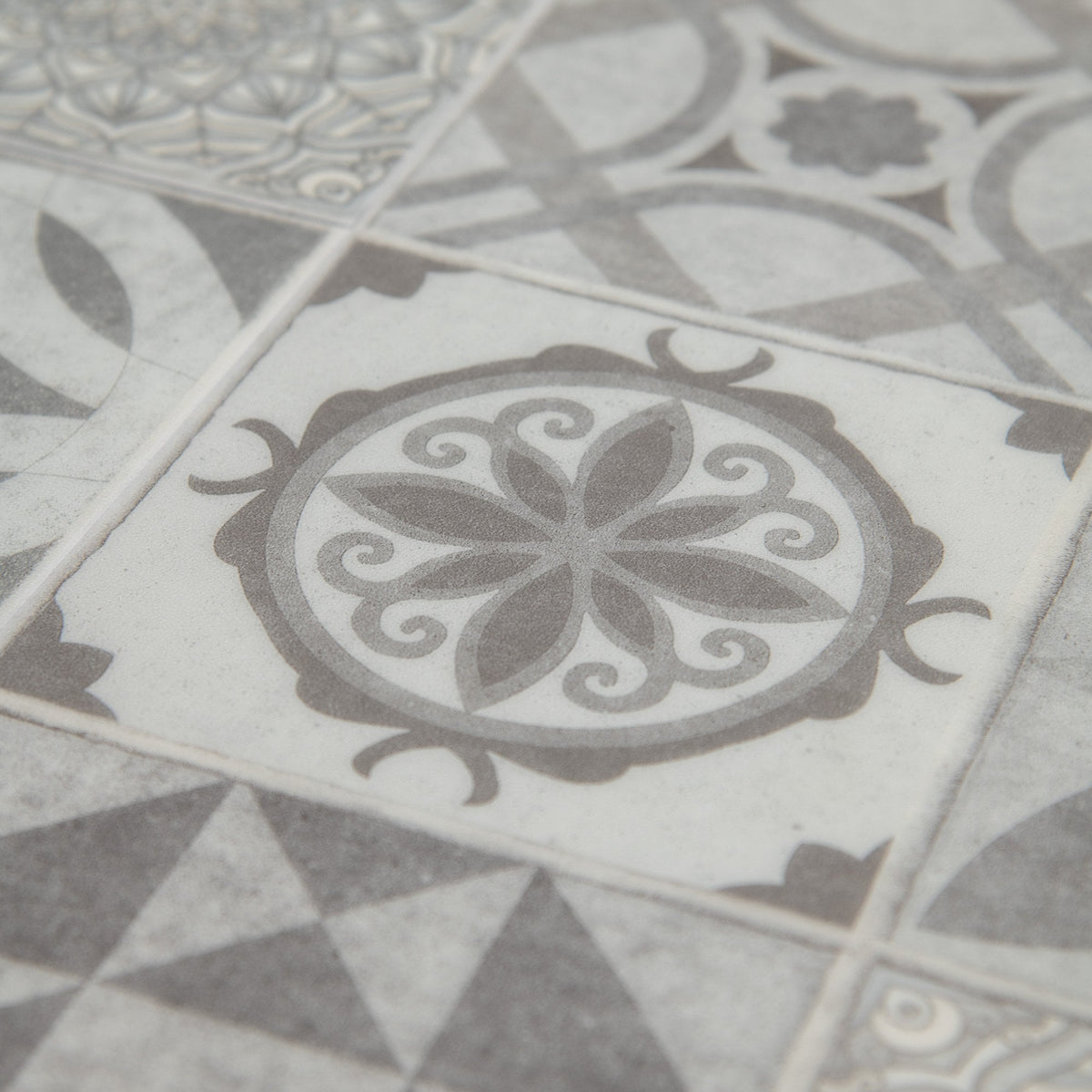 Aurora - Prime Plus 5mm Embossed Purecoat Rigid Core Vinyl Flooring (123025)