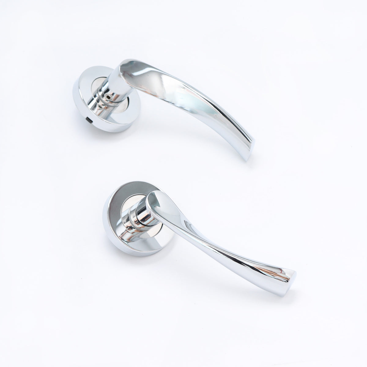 Lifestyle Mizar Lever on Round Rose Handle Set - Polished Chrome