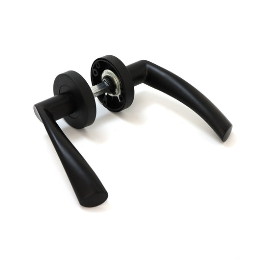 Lifestyle Mizar Lever on Round Rose Handle Set - Matt Black