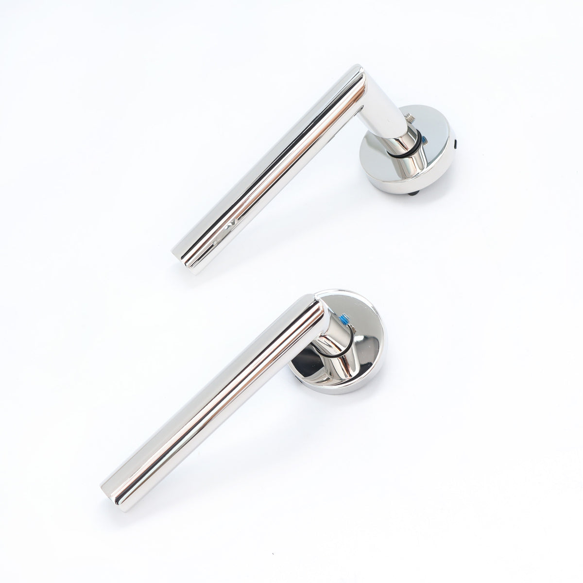 Lifestyle Alpha Lever on Round Rose Handle Set - Polished Chrome