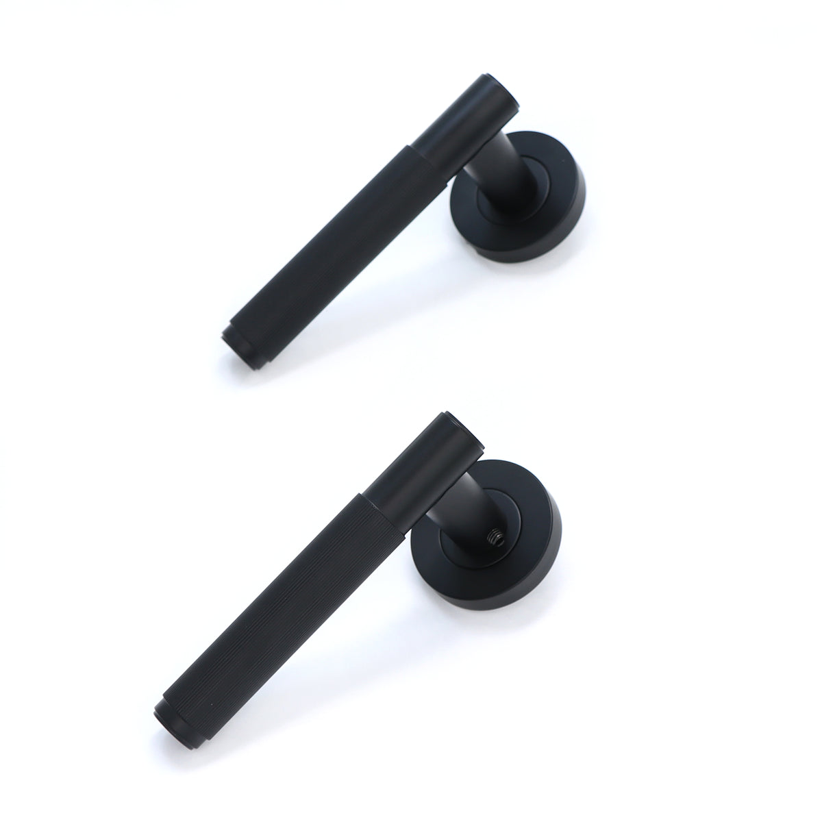 Fluted Lever on Round Rose Door Handle Set - Matt Black