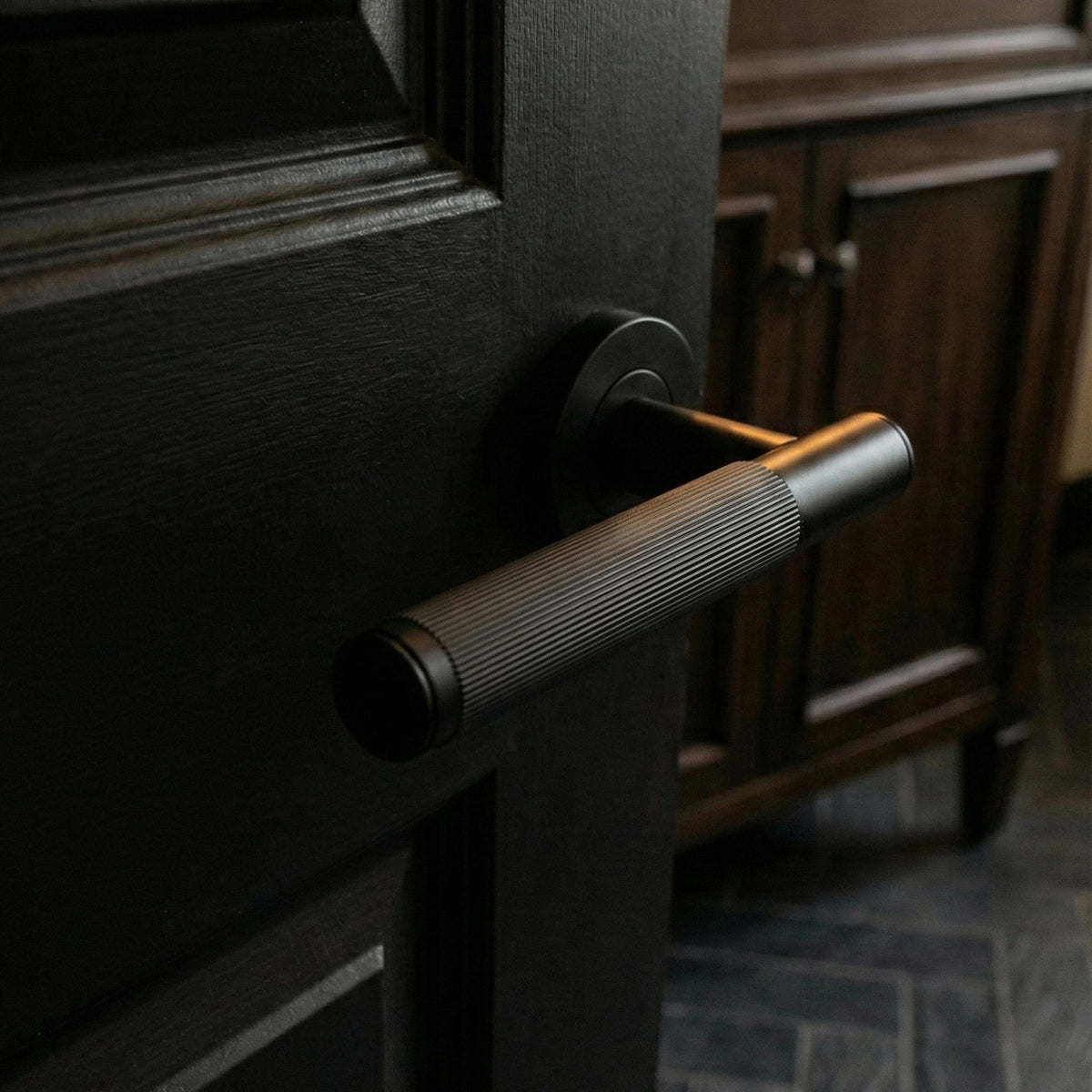 Fluted Lever on Round Rose Door Handle Set - Matt Black