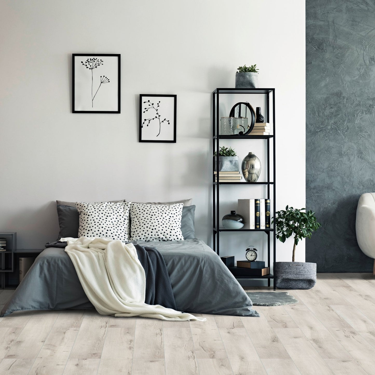 Creme Oak - Ocean Water-Resistant 8mm Laminate Flooring (82434)