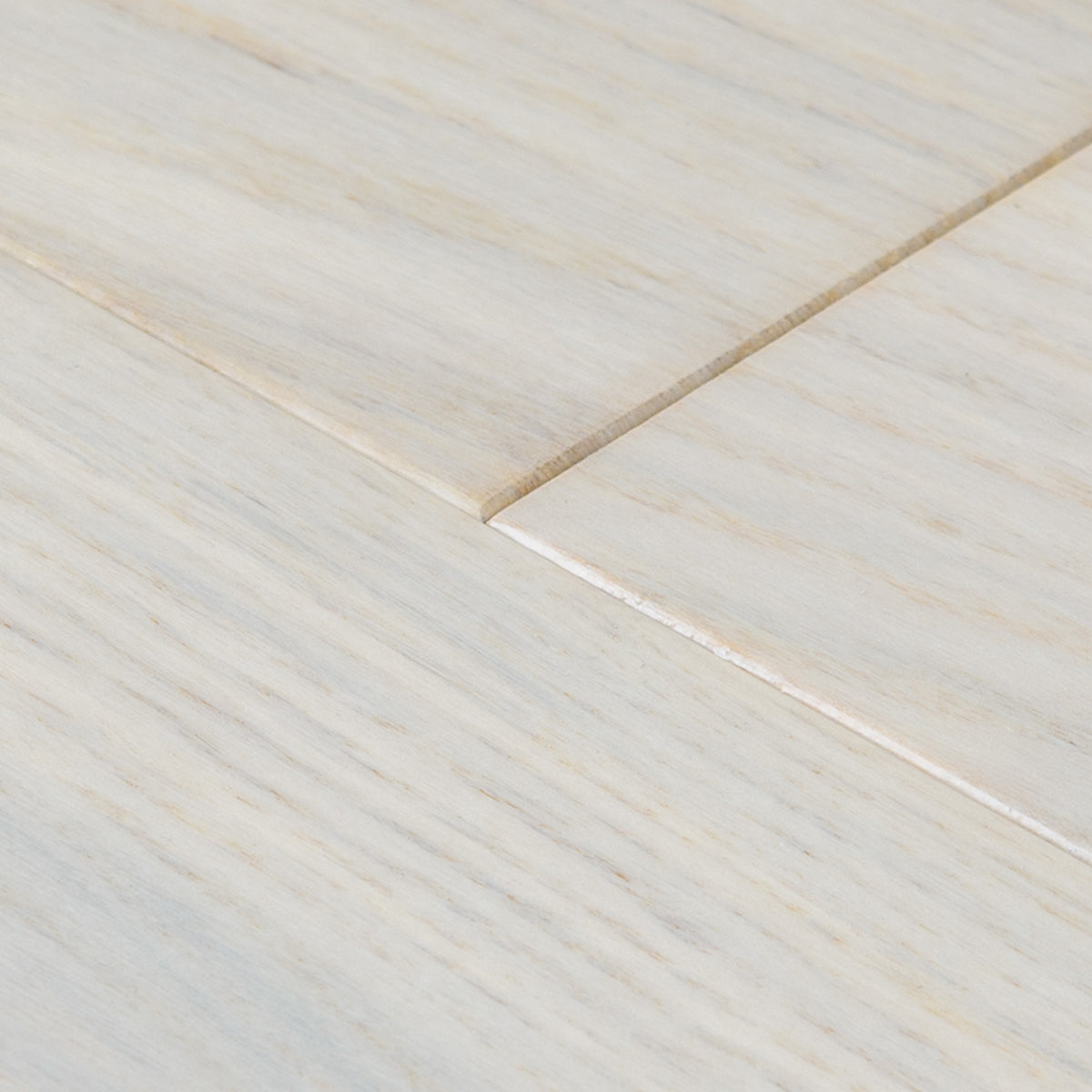 Ivory Oak - 14mm Wide UV Lacquered Engineered Real Wood Flooring