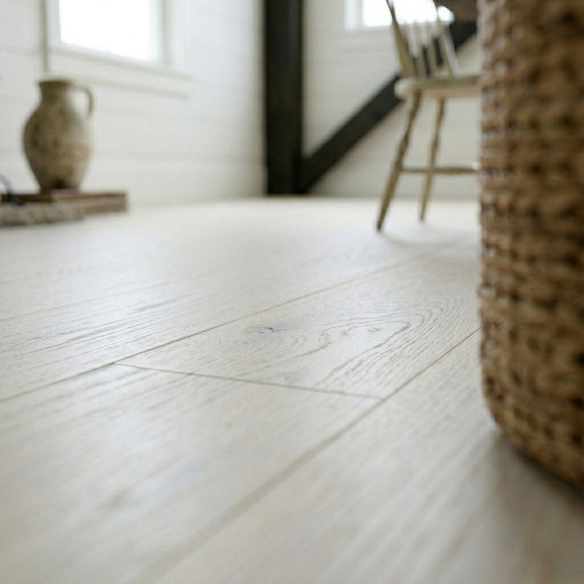 Ivory Oak - 14mm Wide UV Lacquered Engineered Real Wood Flooring