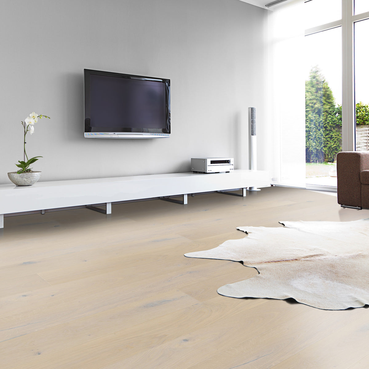New White Oak - 14mm Light Brushed Engineered Real Wood Flooring