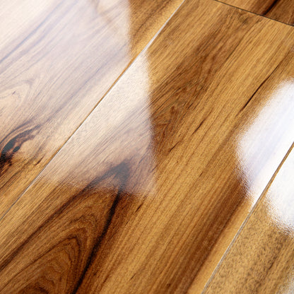Hickory Sunday - Aqua Pro Water resistant 8.5mm High Gloss Laminate Flooring