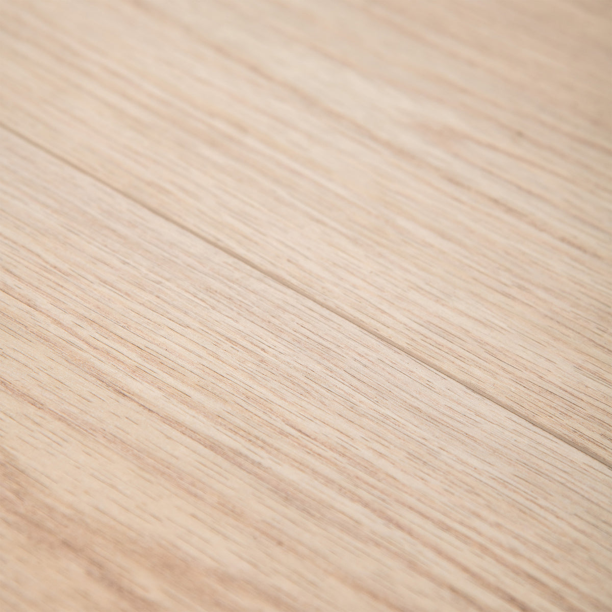 Warm Heritage Oak - Wood Essence Aqua Water Resistant 12mm Laminate Flooring