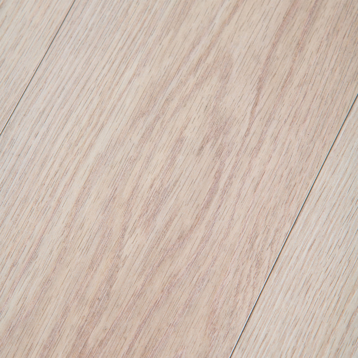 Warm Heritage Oak - Wood Essence Aqua Water Resistant 12mm Laminate Flooring